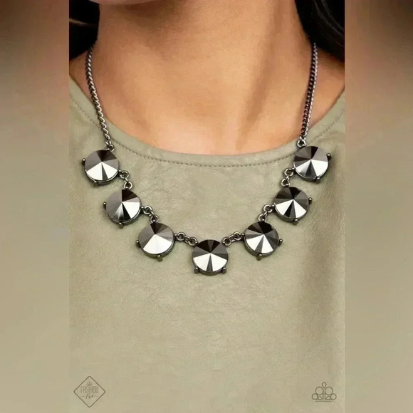 4 Piece Jewelry Set - Magnificent Musings - Picture 3 of 5